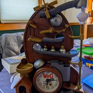 Wallace and Gromit Cracking Alarm Clock
